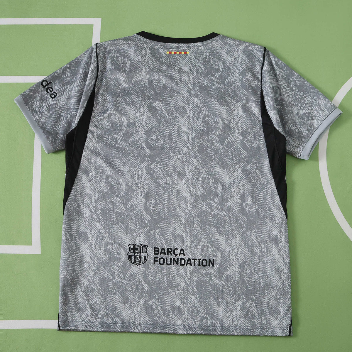 FC Barcelona 2026-2027 Season Goalkeeper Gray Football Jersey Trikot Maillot