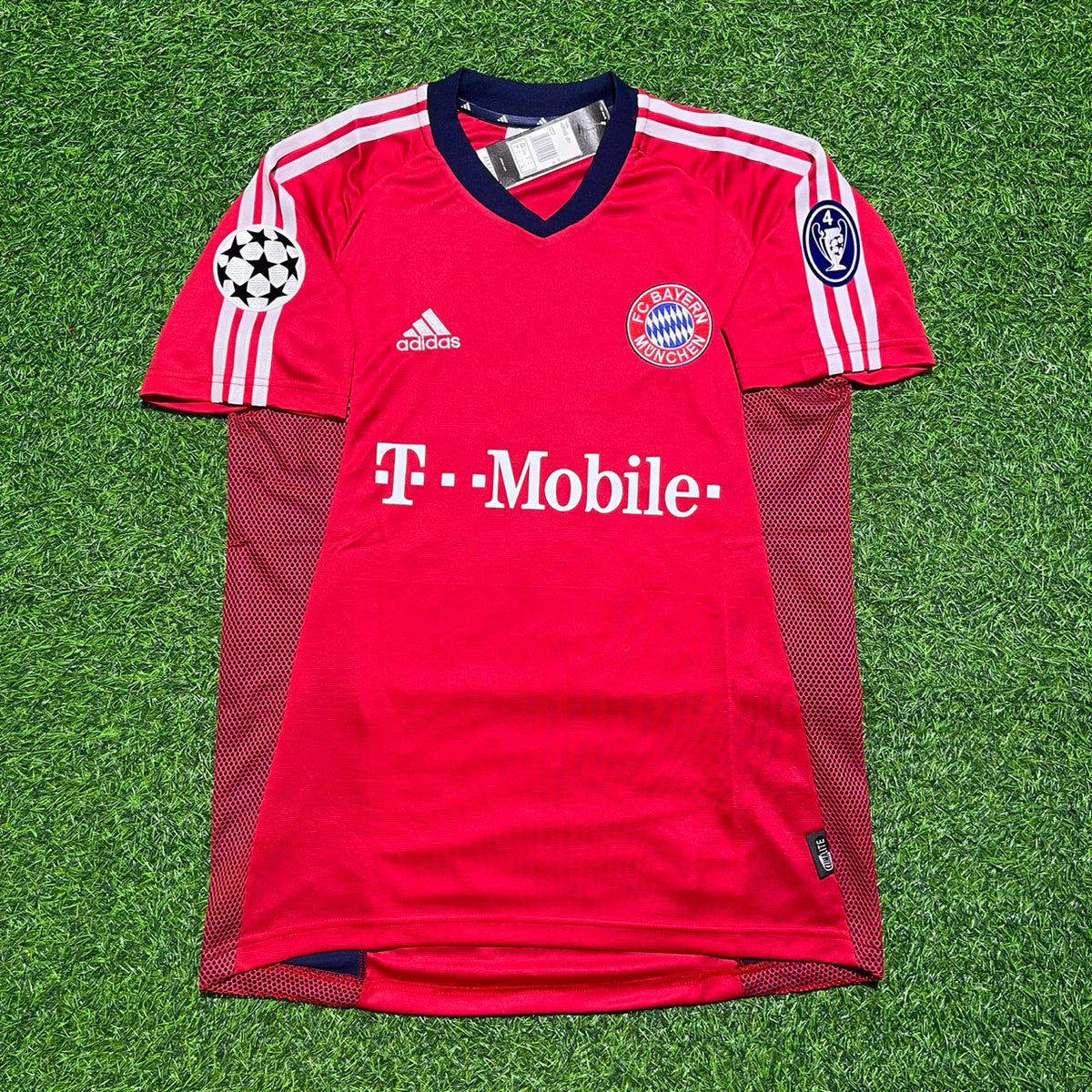Maillot rétro domicile rouge du Bayern Munich 2002/03 – Giovane Elber