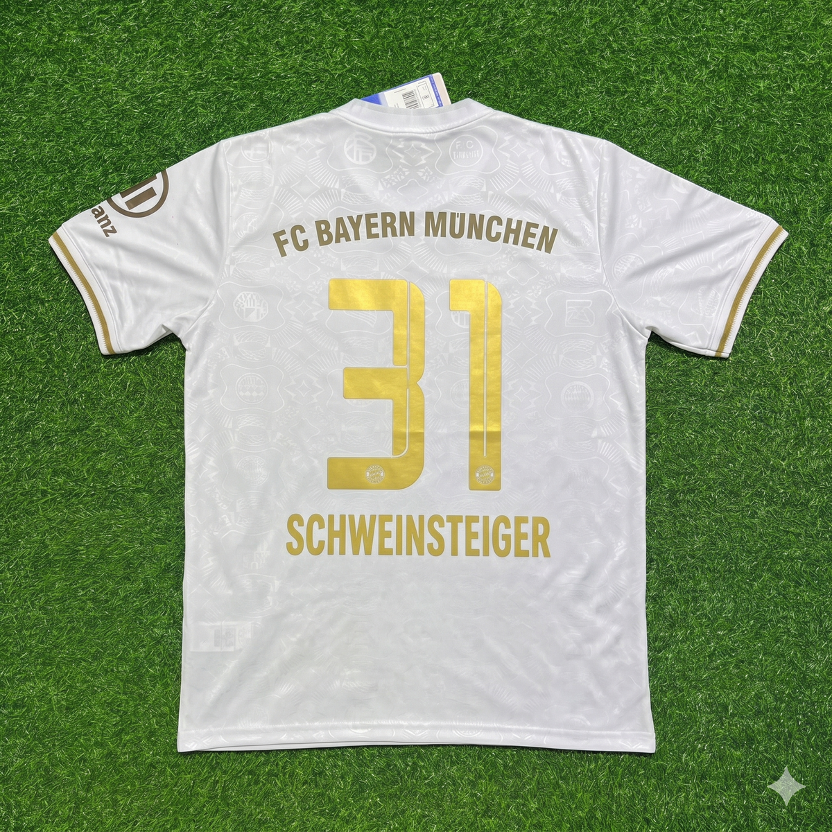Maillot blanc édition spéciale 125e anniversaire du Bayern Munich – Bastian Schweinsteiger 31