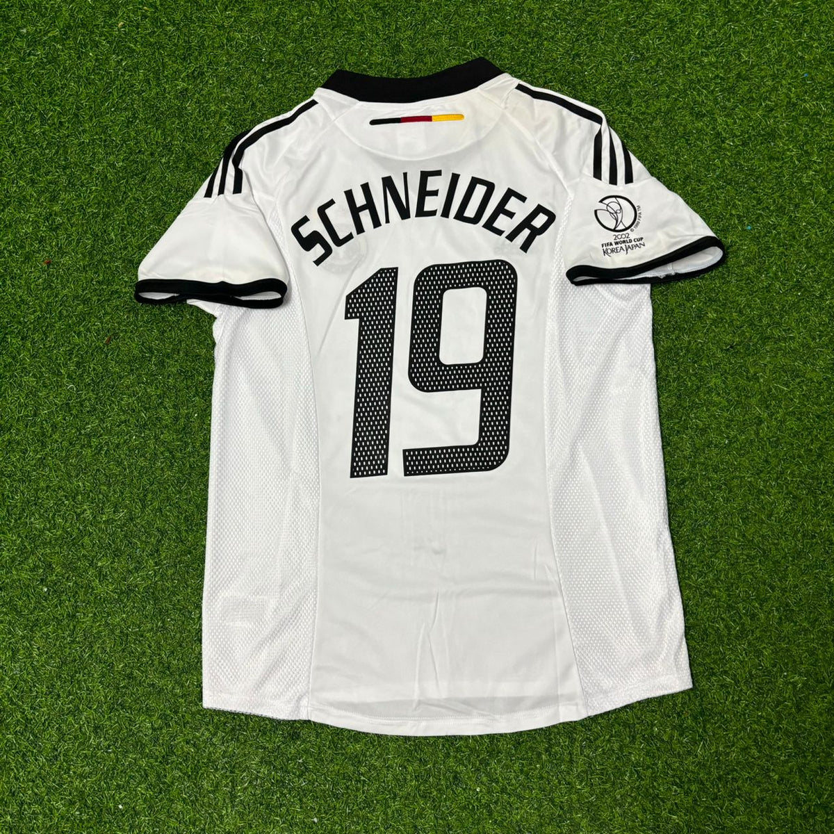 Germany 2002 World Cup White Retro Football Jersey – Bernd Schneider