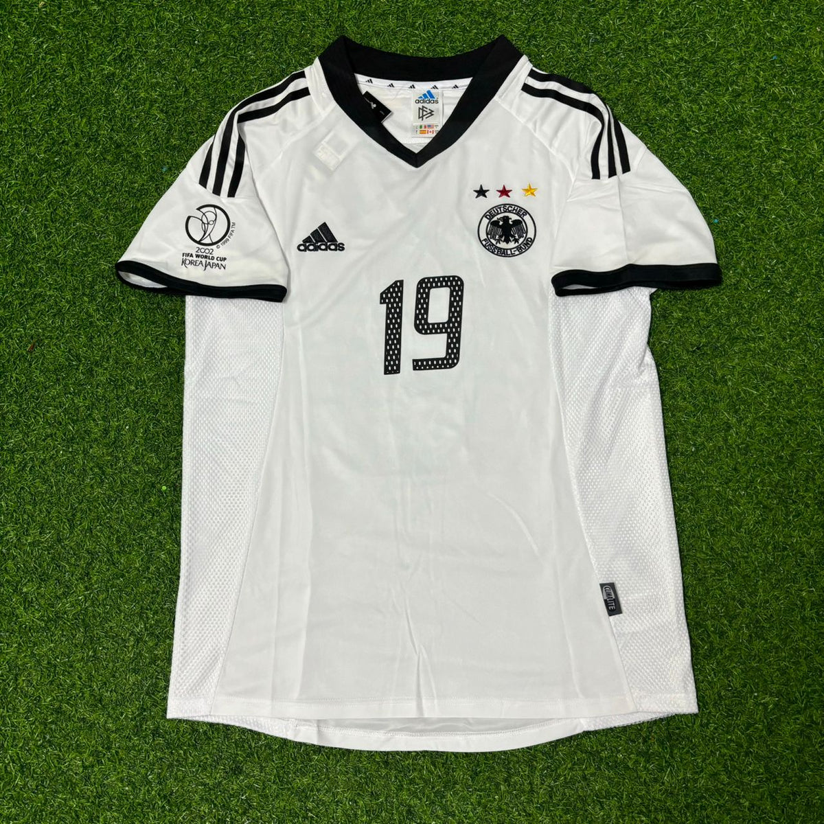 Germany 2002 World Cup White Retro Football Jersey – Bernd Schneider