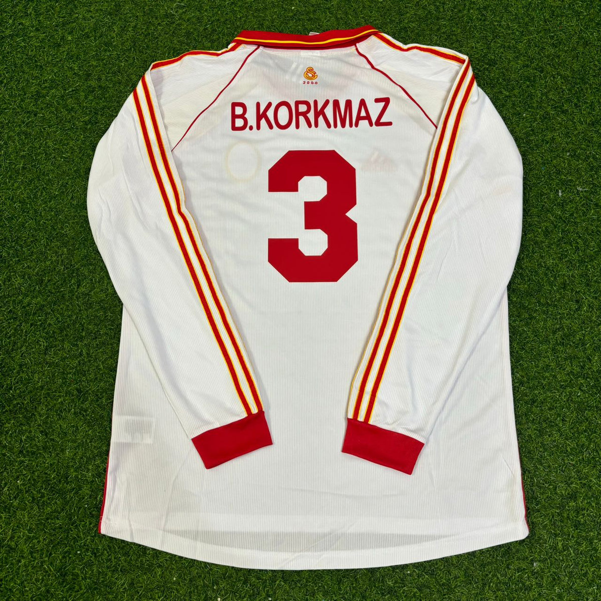 Galatasaray 2000 UEFA Final Retro Football Jersey – Bulent Korkmaz