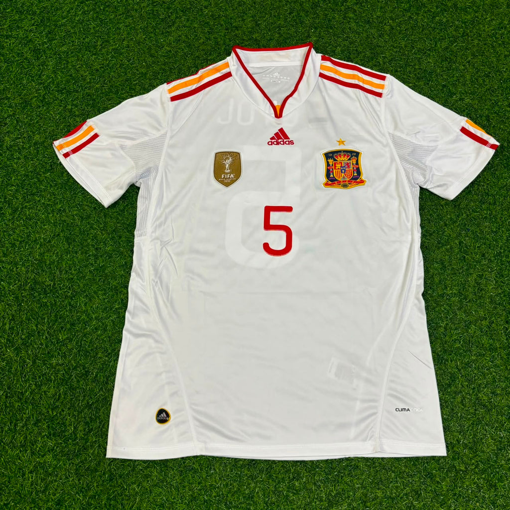 Carles Puyol Spanien 2011 Saison Weiß Retro Fußballtrikot