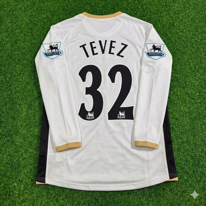 Maillot de football rétro à manches longues blanc Carlos Tevez #32 Manchester United 2006-2007