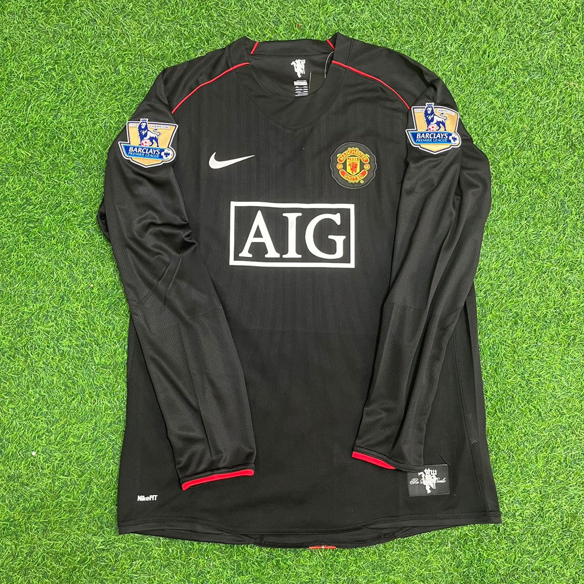Maillot de football rétro noir Carlos Tevez Manchester United 2007/2008