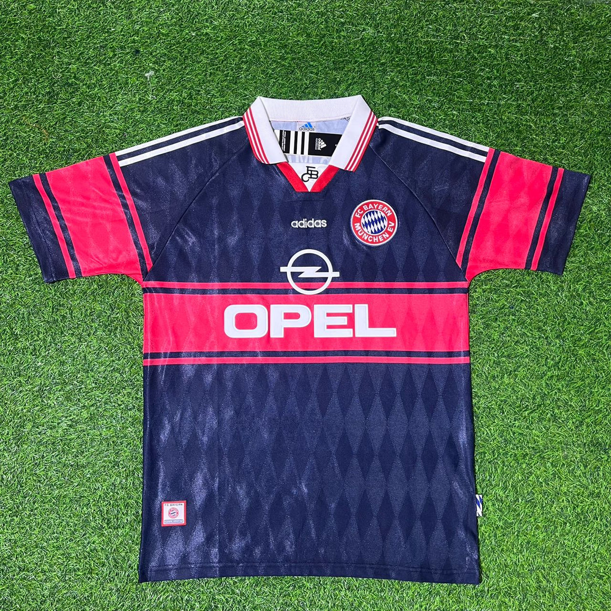 Bayern Munich 1997/99 Retro Jersey – Carsten Jancker 22