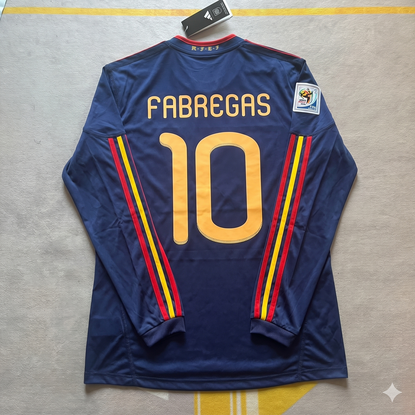 Cesc Fabregas - Spain 2010 World Cup Final Retro Jersey Trikot