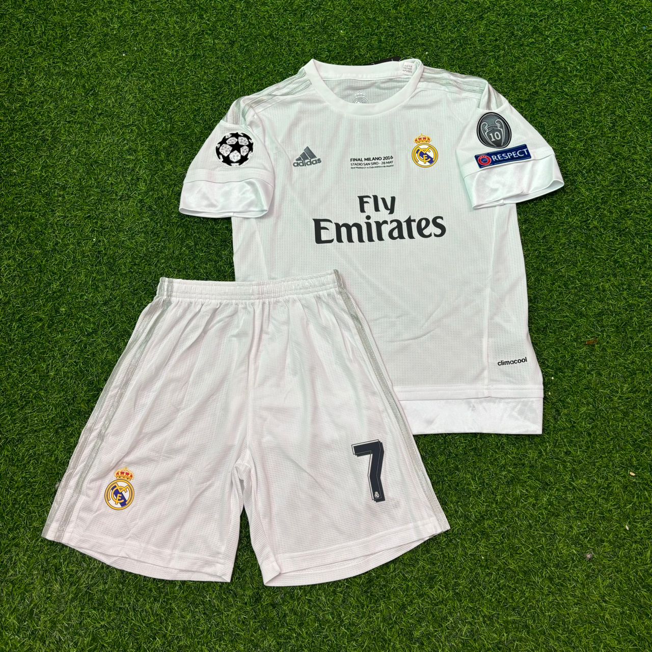 Cristiano Ronaldo 7 Real 2016 Champions League Final Kids Football Jersey Kit