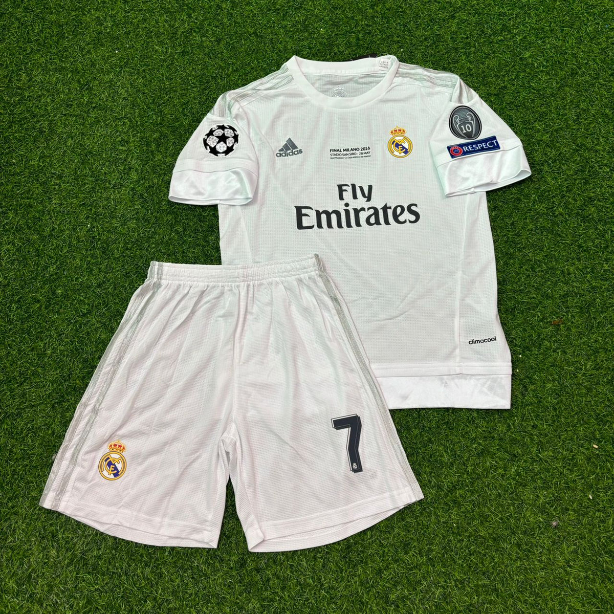 Cristiano Ronaldo 7 Real 2016 Champions League Final Kids Football Jersey Kit