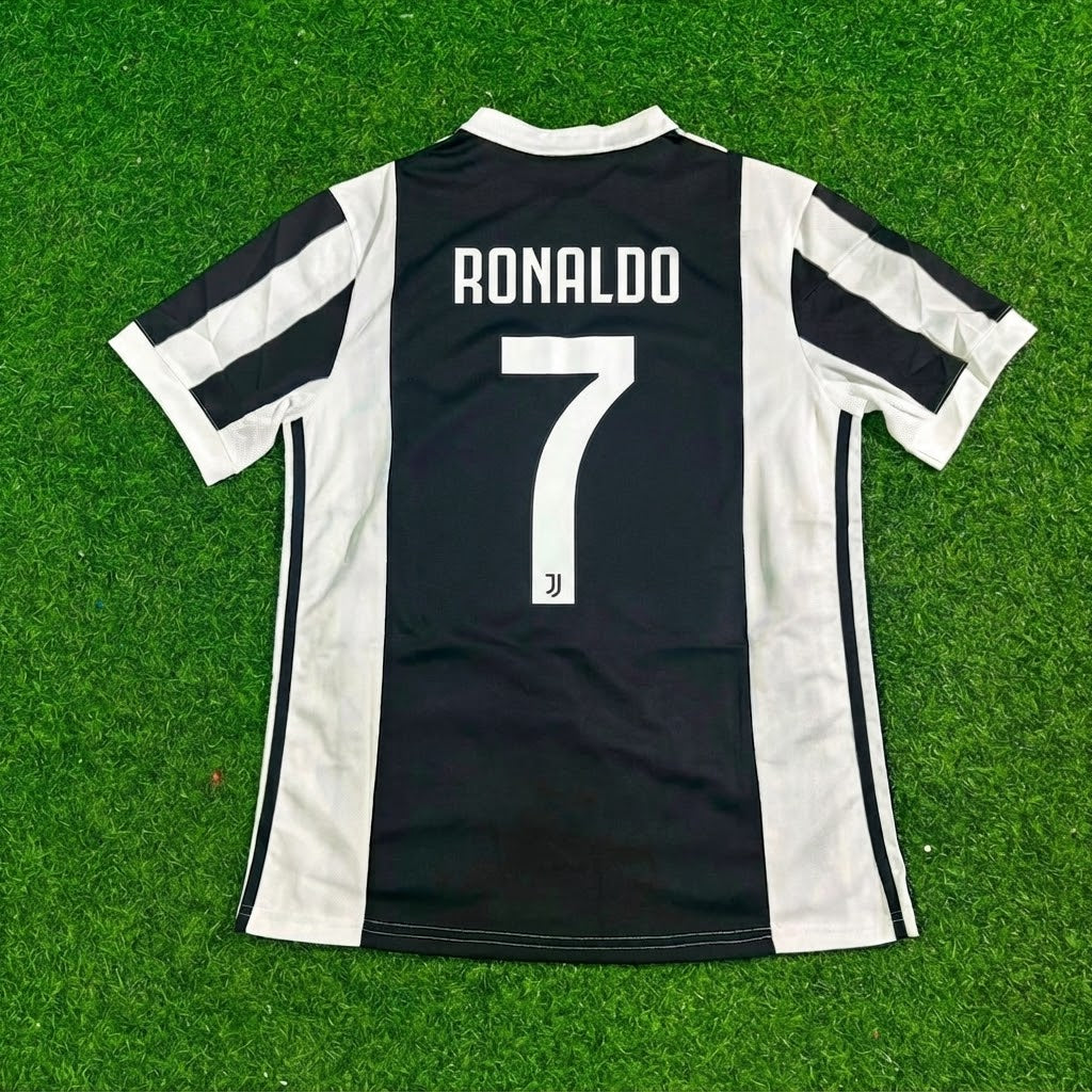 Camiseta de fútbol retro de Cristiano Ronaldo #7, Juventus local, blanco y negro