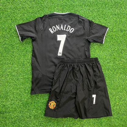 Maillot de football rétro enfant Manchester United 2003 de Cristiano Ronaldo, noir