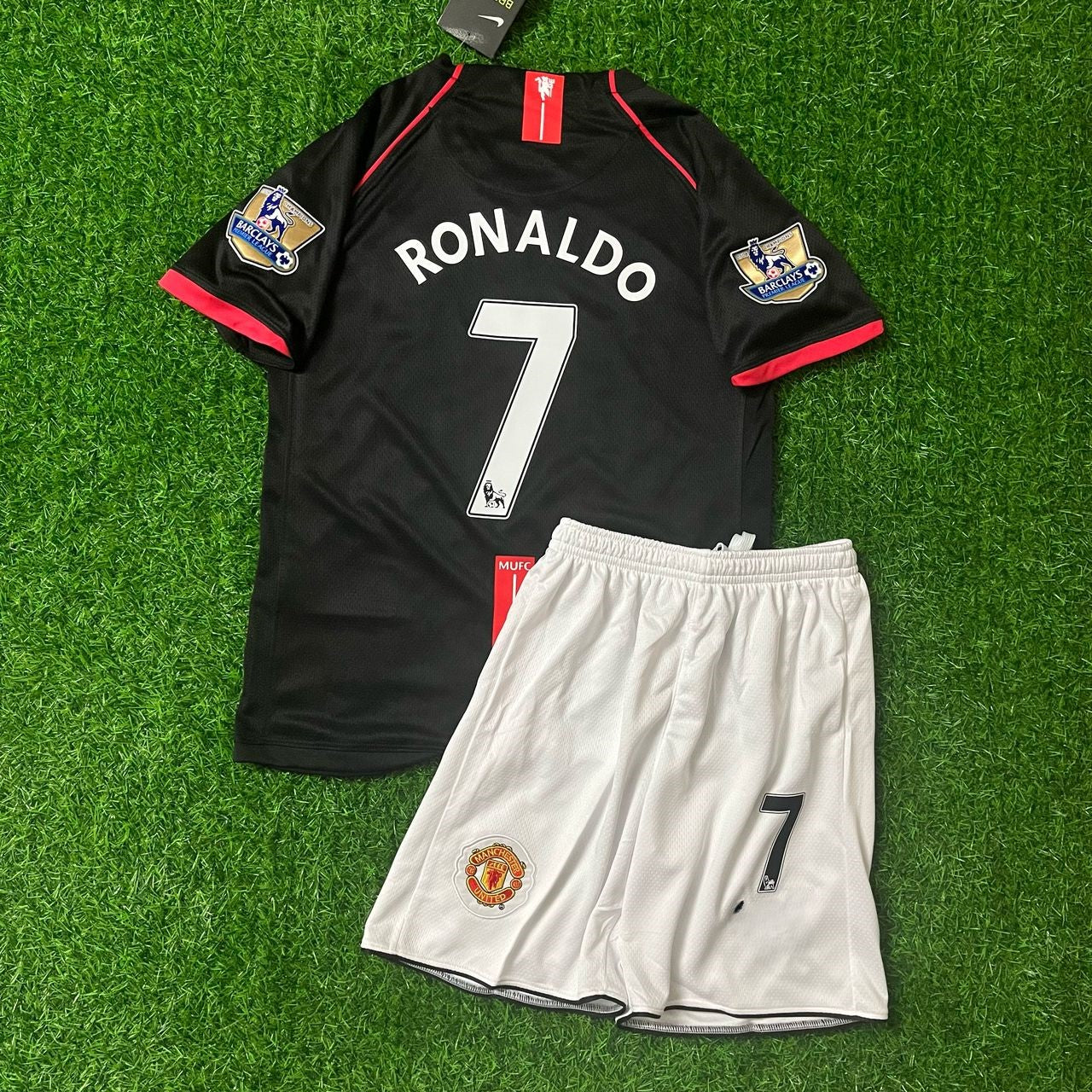 Cristiano Ronaldo Manchester United 07/08 Schwarzes Kinder-Trikot für Kinder – | KinderTrikot | Maillot Enfant Soccer Shirt