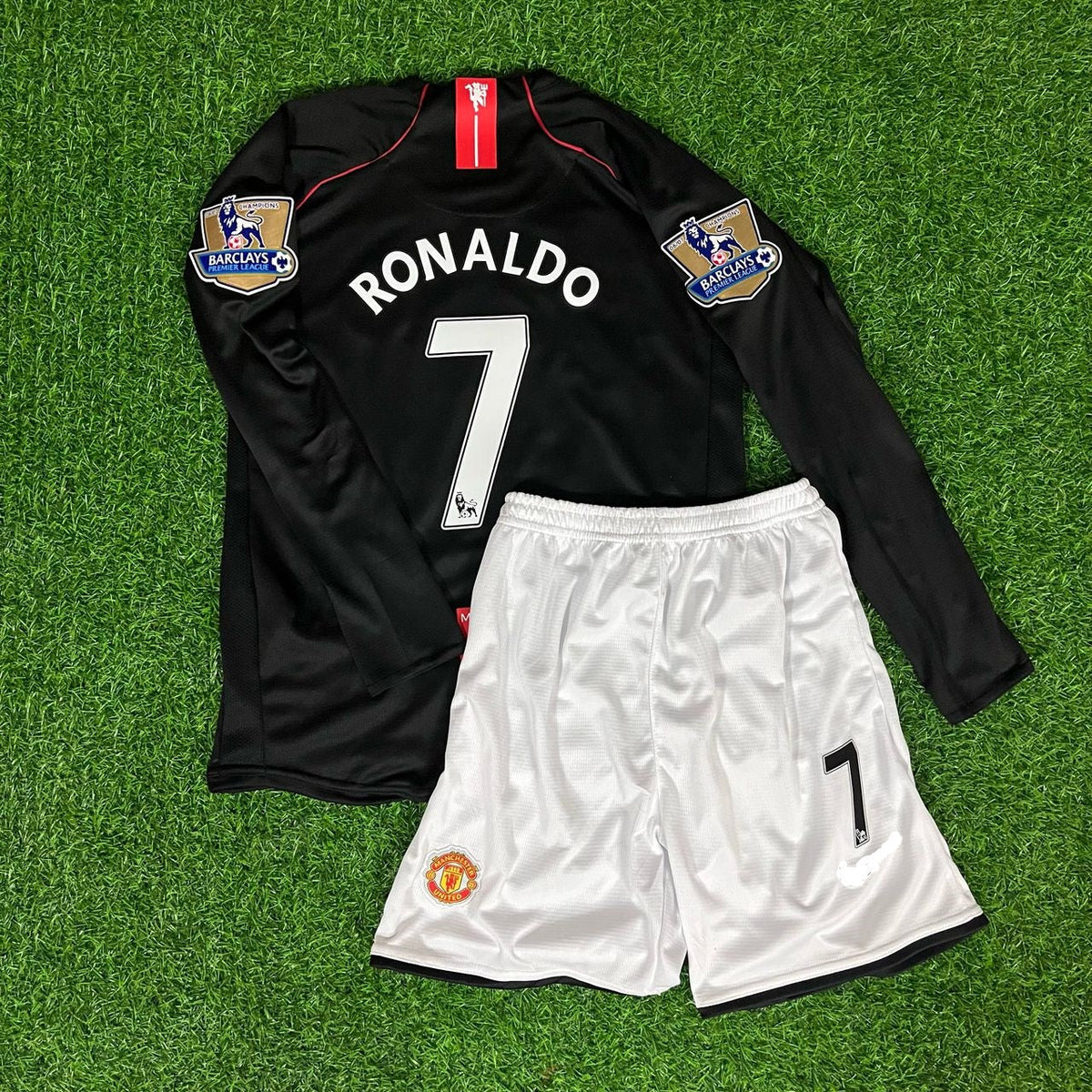 Cristiano Ronaldo 7  Manchester United 2007-2008 Black Kids Kit Jersey Trikot Maillot KinderTrikot Soccer Shirt