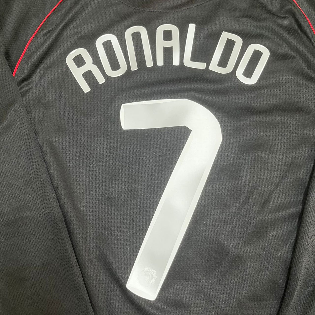 Cristiano Ronaldo Manchester United 2007/2008 CL Patch Black KIDS Retro Football Jersey Kit