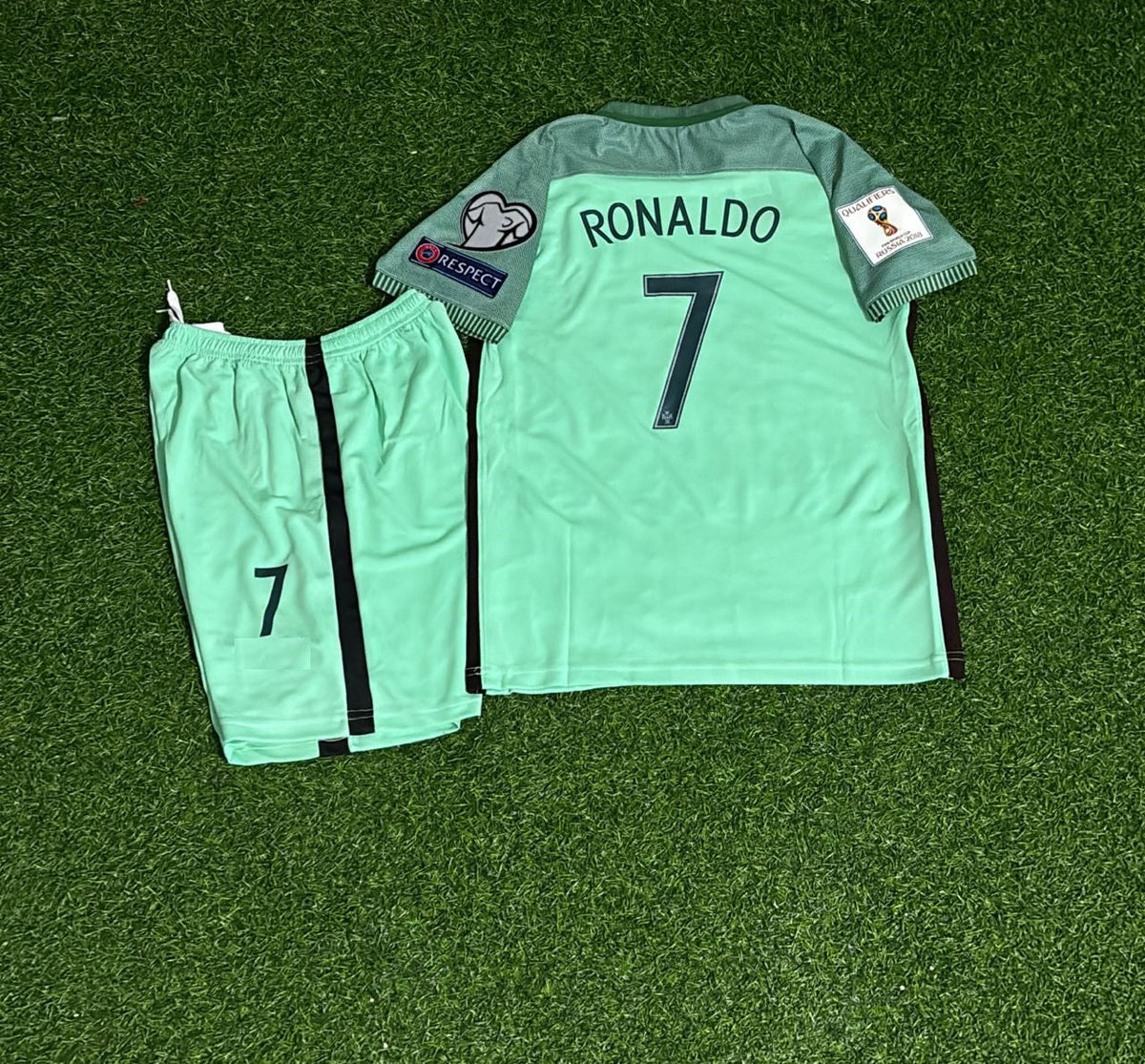 Cristiano Ronaldo Portugal 2018 World Cup Kids Retro Football Jersey Kit