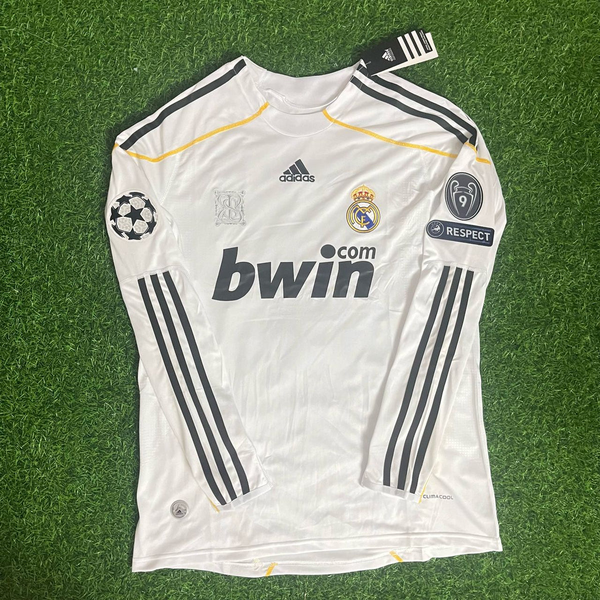 Cristiano Ronaldo CR7 Real Madrid 2009 2010 Debut First Year Number 9 Jersey Soccer Shirt