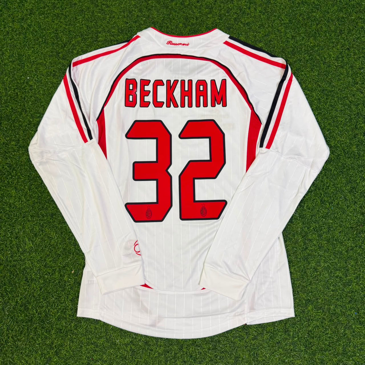 David Beckham #32 AC Mailand Auswärts Weiß Langarm Retro Trikot
