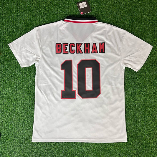 David Beckham #10 – Manchester United 1996/97 Weißes Retro-Trikot