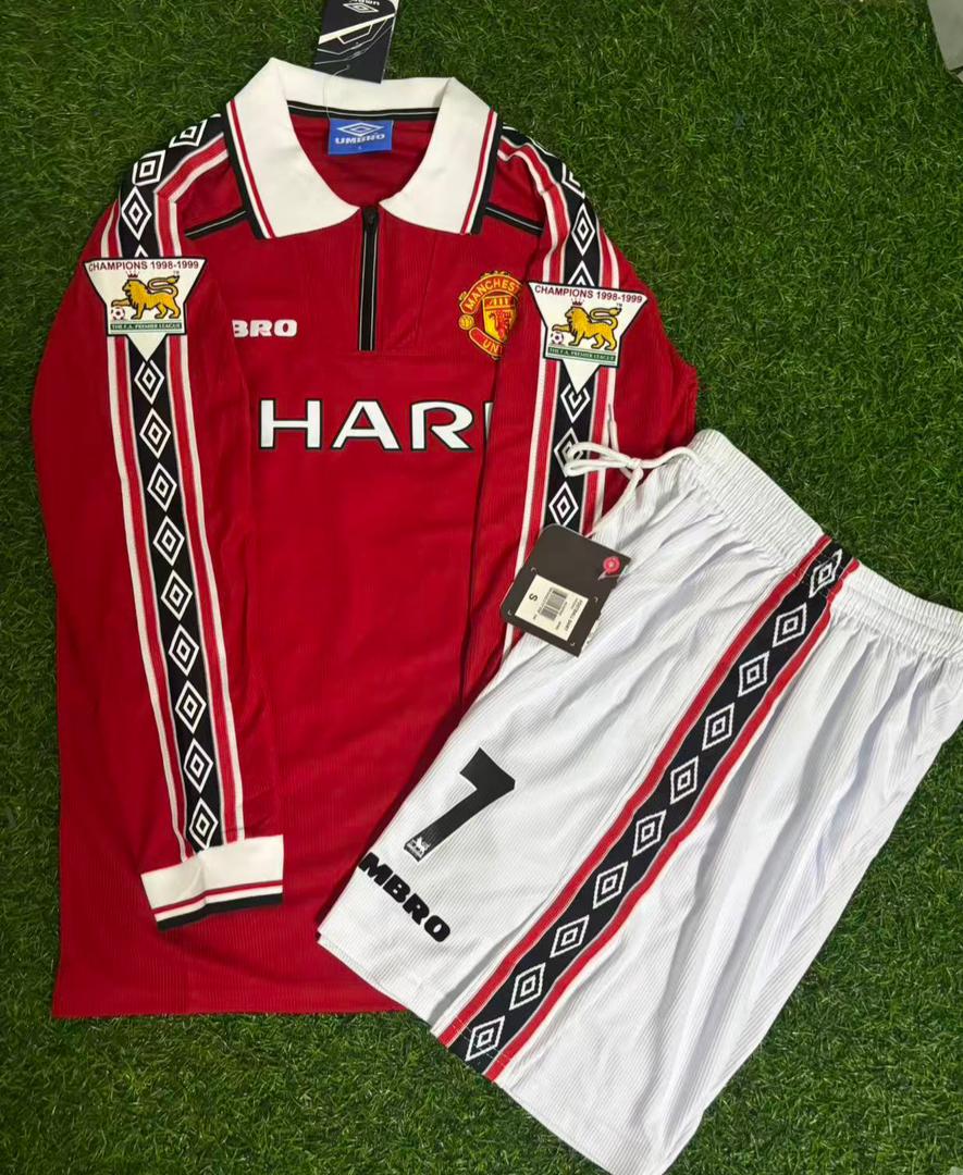 David Beckham Manchester United 1999 Red Long Sleeve Kids Retro Football Jersey Kit