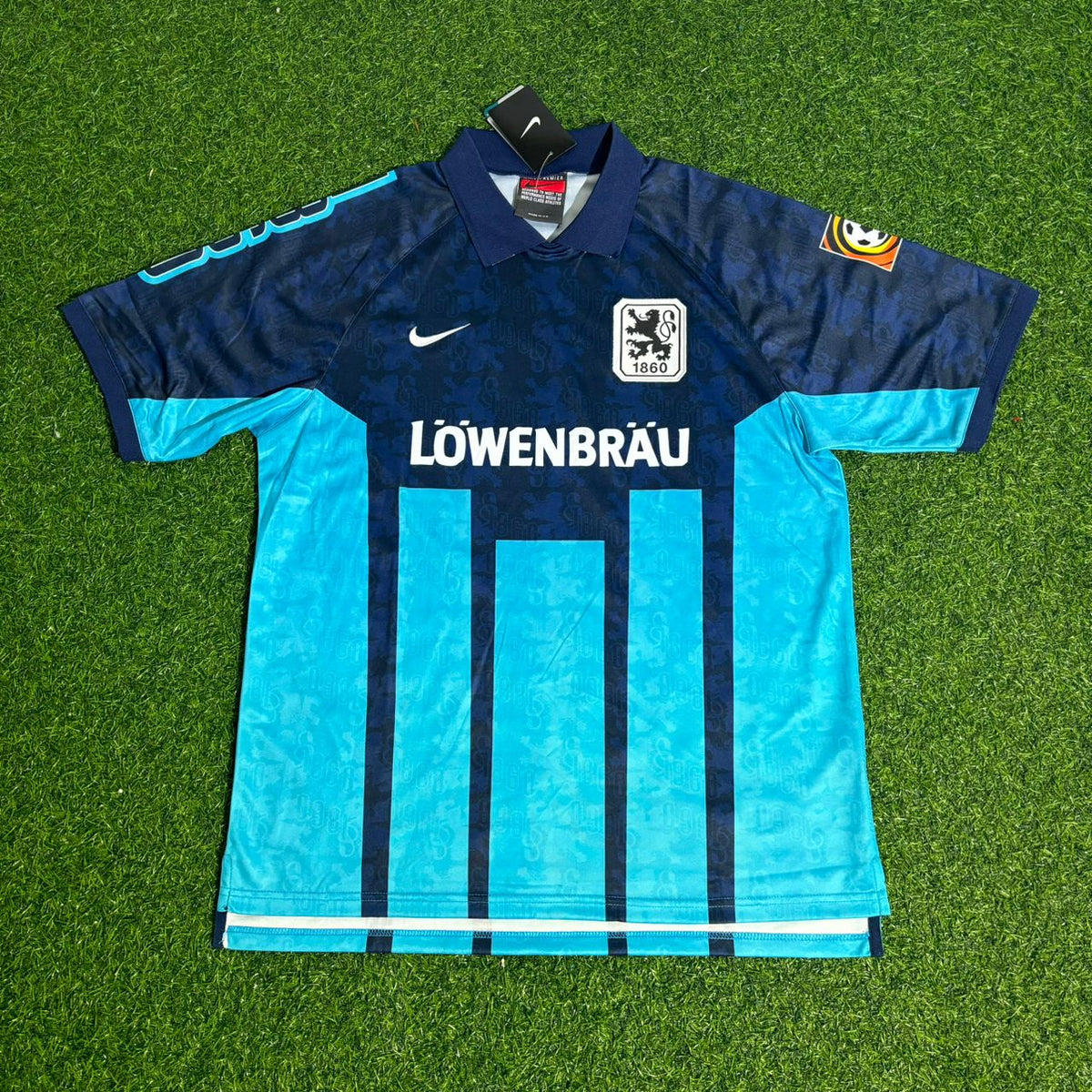 Camiseta de fútbol retro azul de local del TSV 1860 Múnich de Harald Cerny