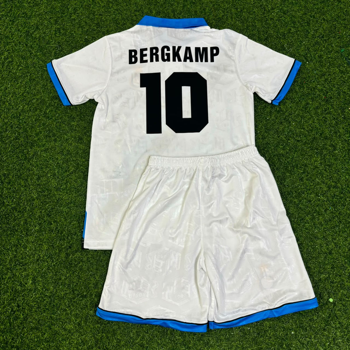 Dennis Bergkamp Inter Mailand 1997-1998 Auswärts Kinder Retro Fußball Trikot