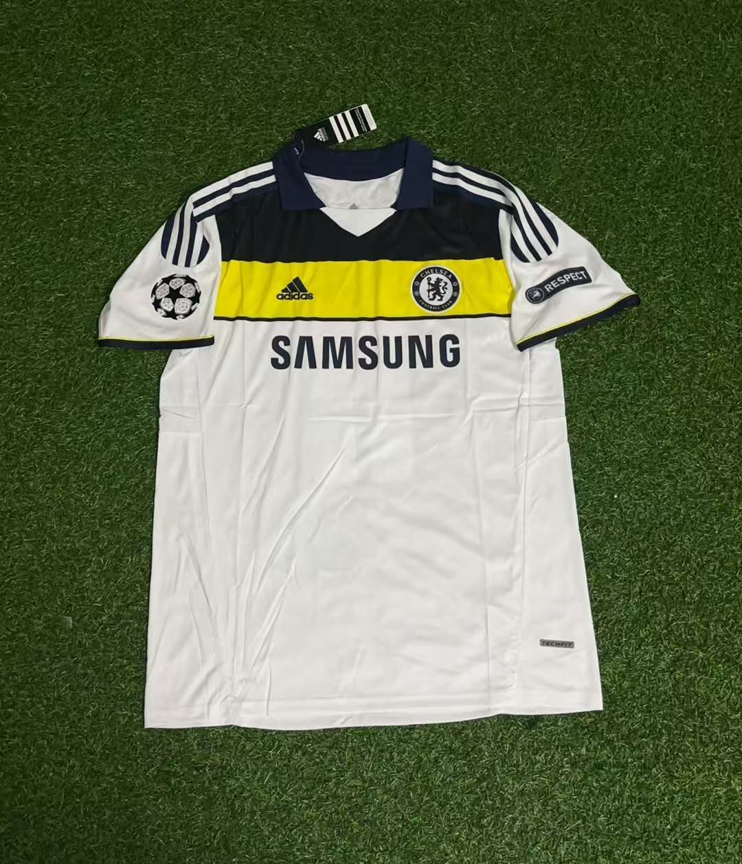 Chelsea 2011/12 CL White Yellow Retro Jersey – Didier Drogba 11