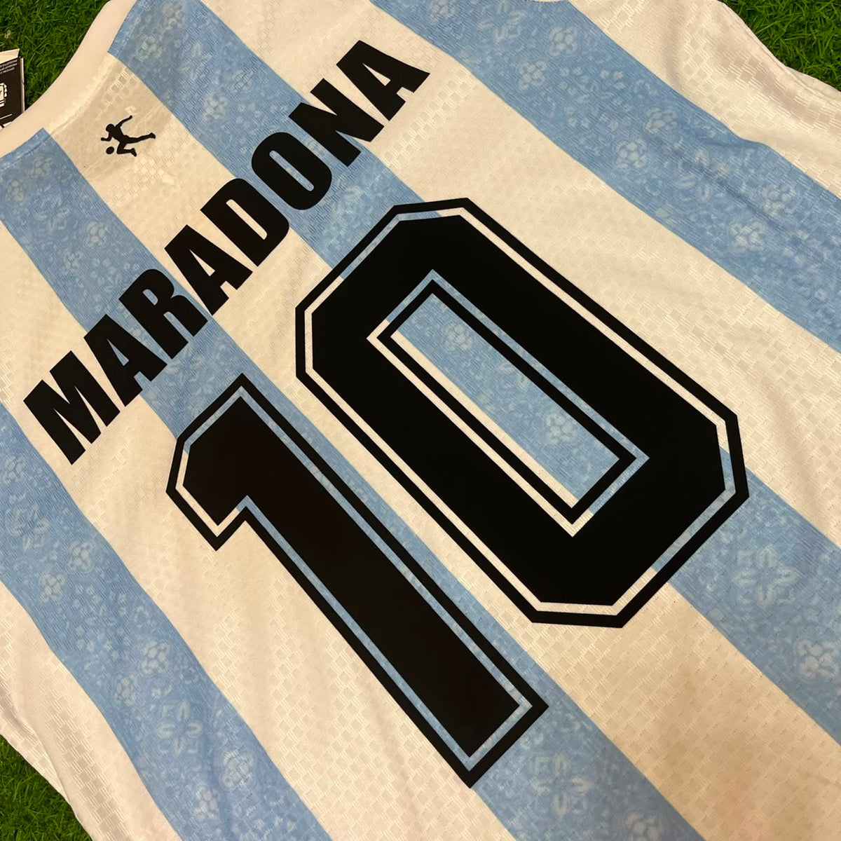 Diego Armando Maradona 10 - Argentina Legendary White Retro Kit Jersey Trikot Maillot Soccer Shirt