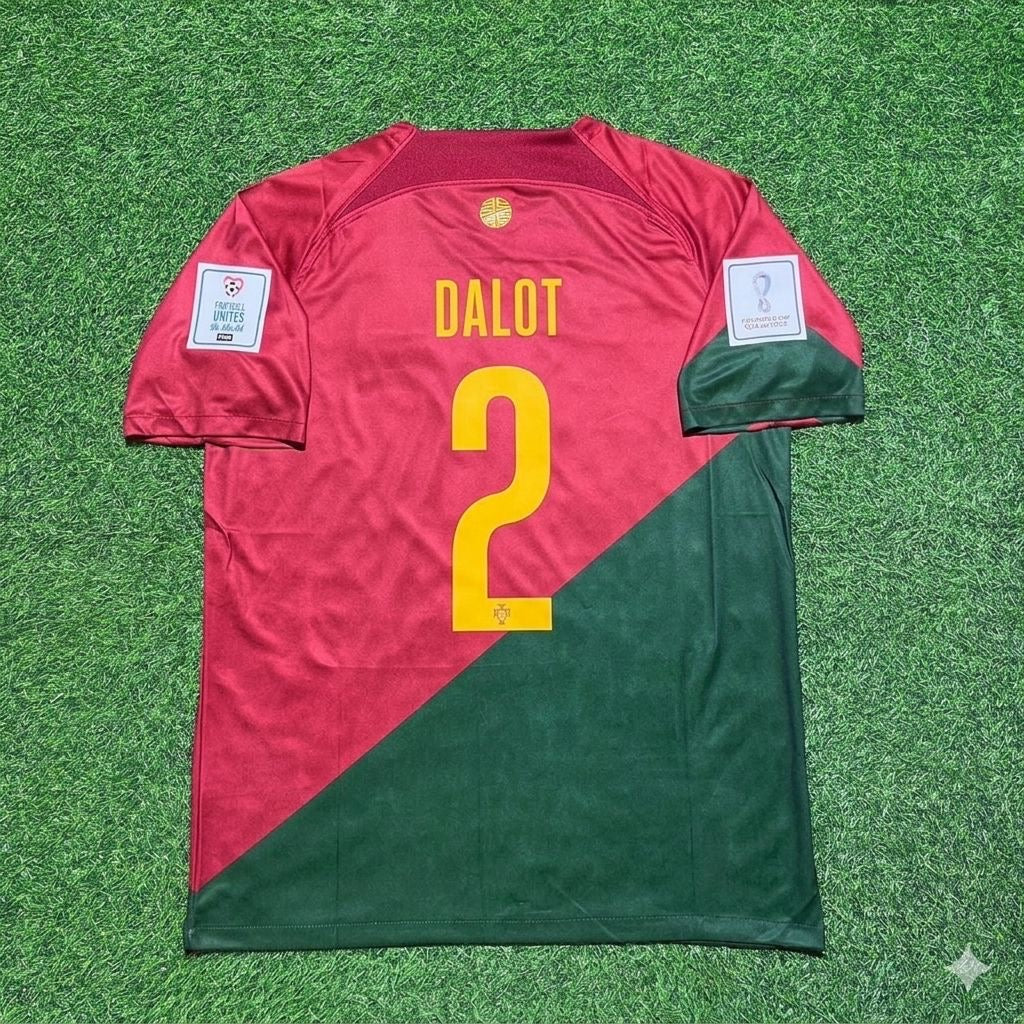 Diogo Dalot #2 Portugal 2022 WM Heim Retro Fußballtrikot