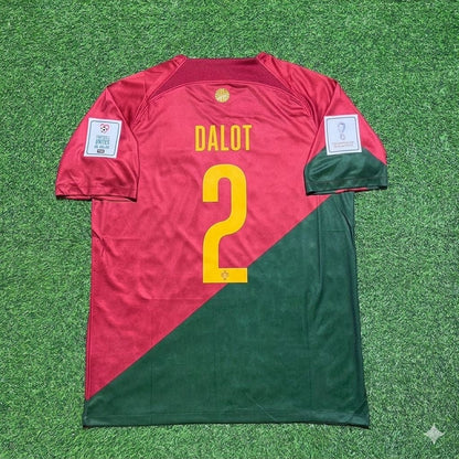 Diogo Dalot #2 Portugal 2022 WM Heim Retro Fußballtrikot