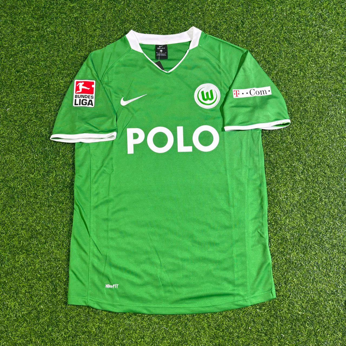 Maillot de football domicile VfL Wolfsburg 2008-2009 année du titre d'Edin Dzeko