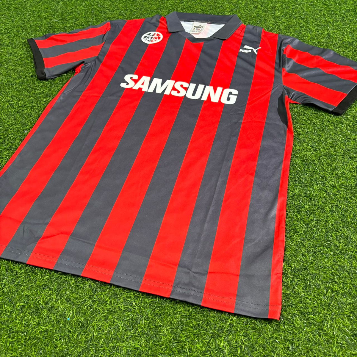 Eintracht Frankfurt 1991/1992 Saison Heim Retro Trikot