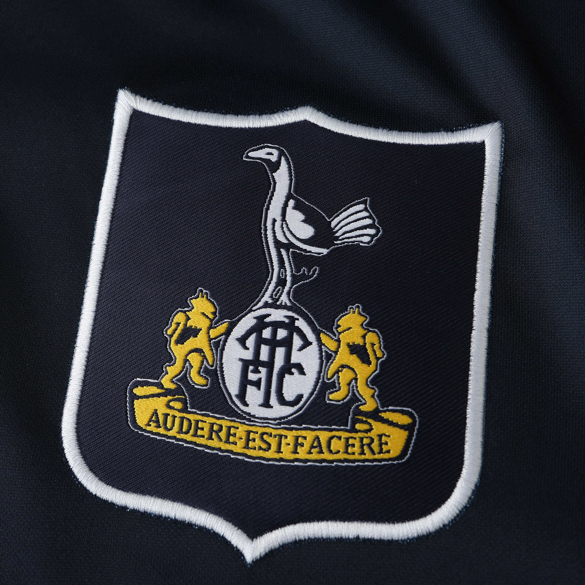 Martin Odegaard Arsenal Home Kinder Trikot für die neue Saison 2026