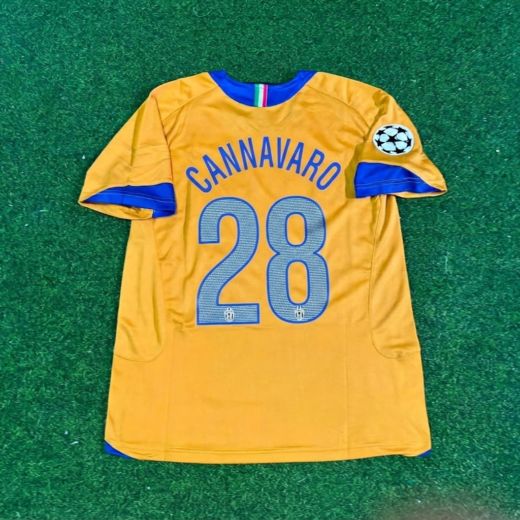 Maillot de football rétro Fabio Cannavaro #28 Juventus 2005-2006 domicile jaune