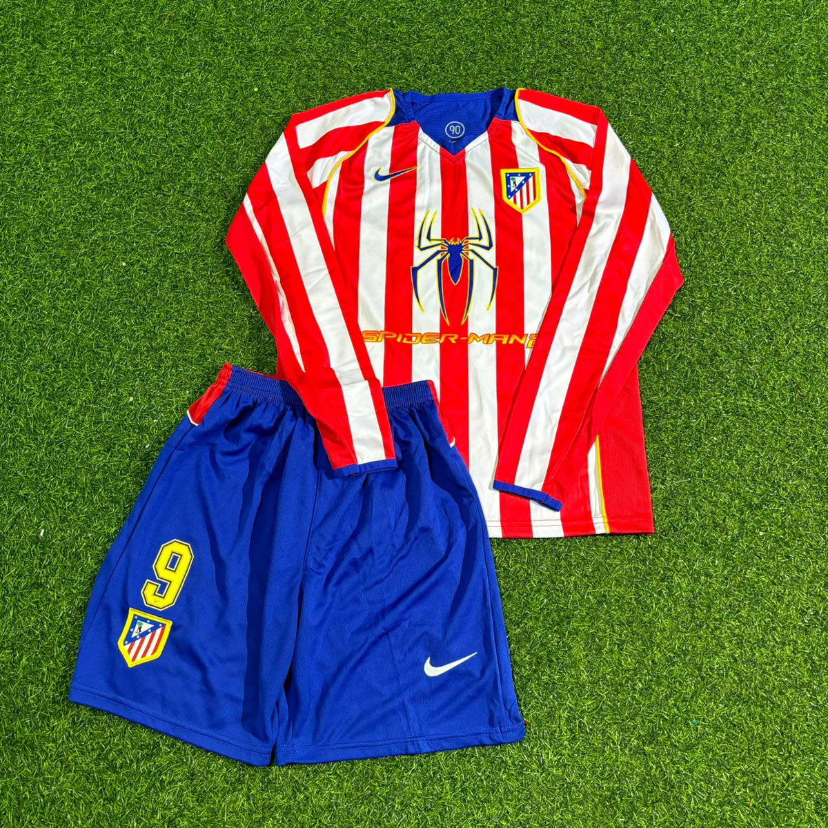 Maillot de football rétro à manches longues Spider-Man Fernando Torres Atlético Madrid Enfants 2004-2005