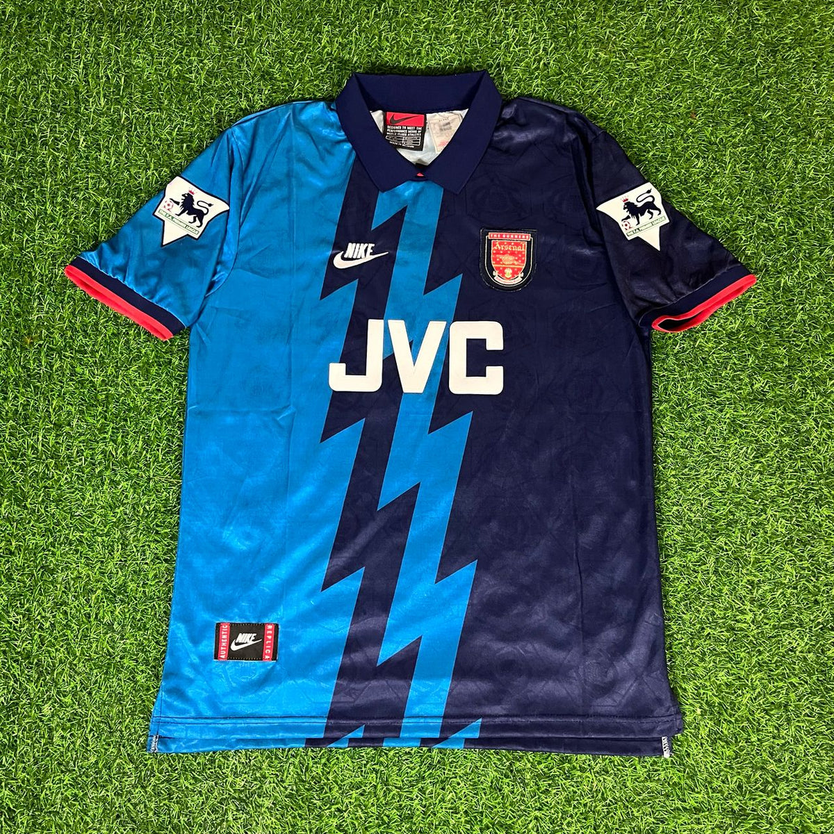 Fredrik Ljungberg 8 – Maillot Rétro Arsenal Kit Trikot Maillot de Foot