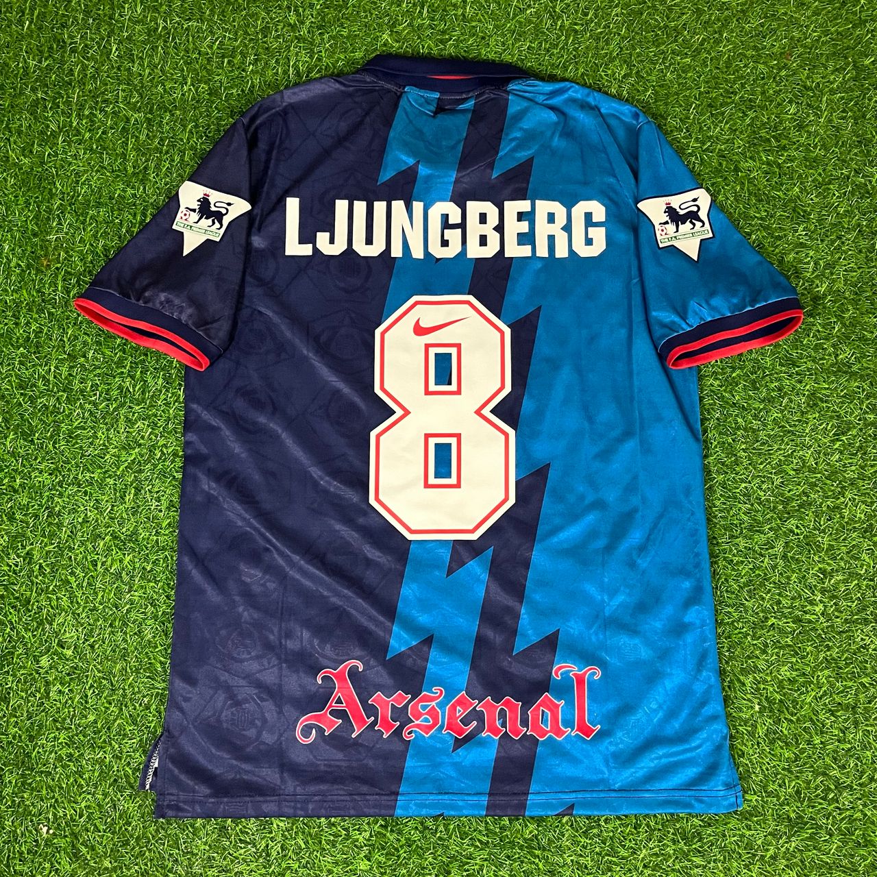 Fredrik Ljungberg 8 – Arsenal Retro Kit Jersey Trikot Maillot Soccer Shirt