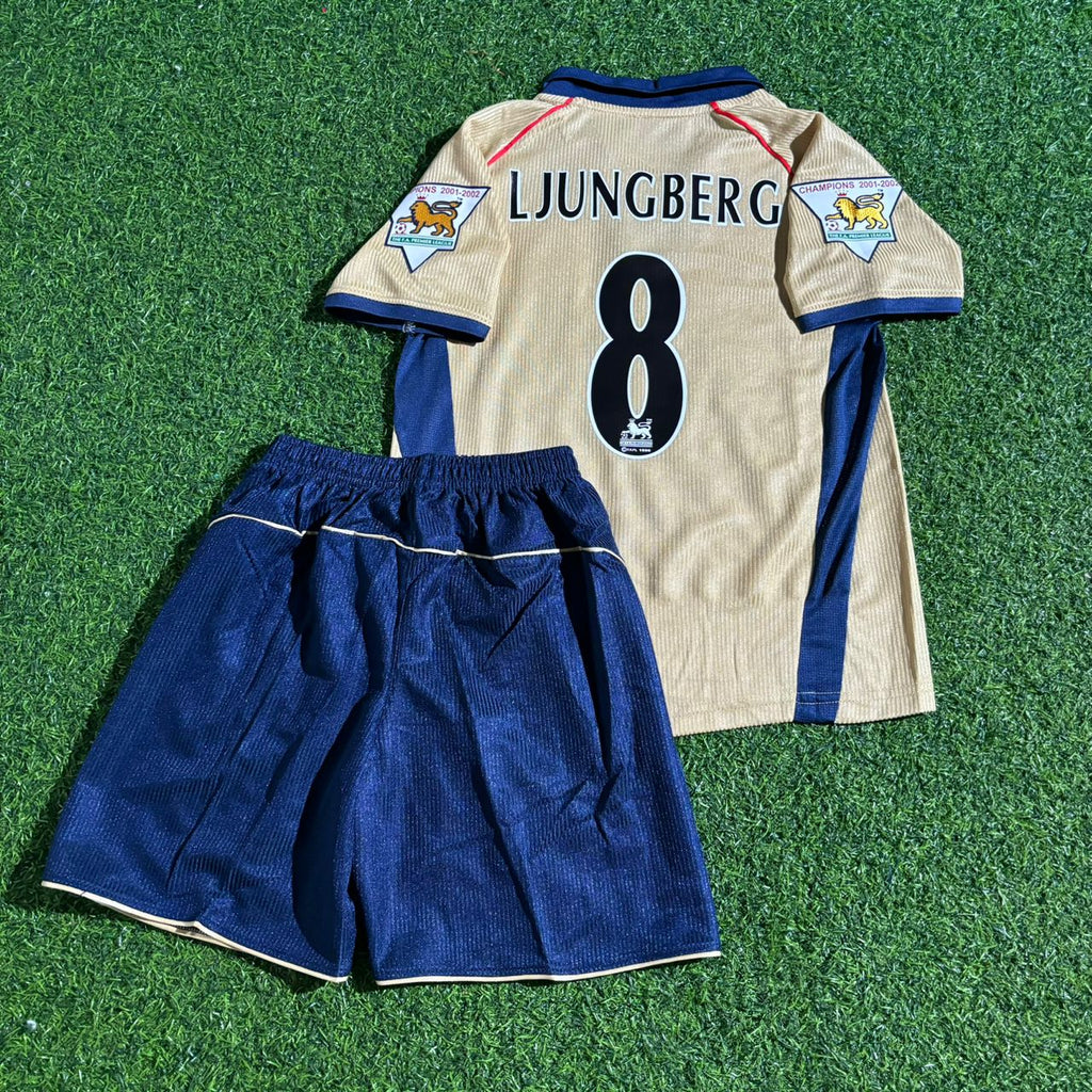 Maillot de foot rétro Freddie Ljungberg n°8 Arsenal 2001-2002 extérieur Golden Kids
