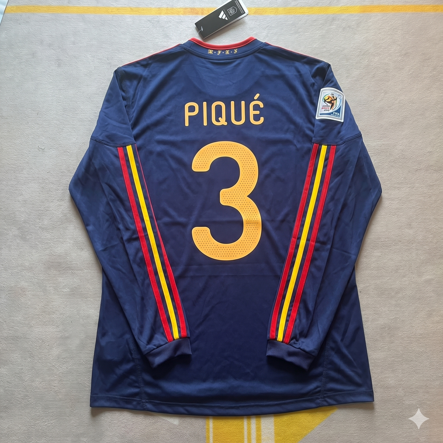 Gerard Pique - Spanien 2010 WM Finale Retro Trikot