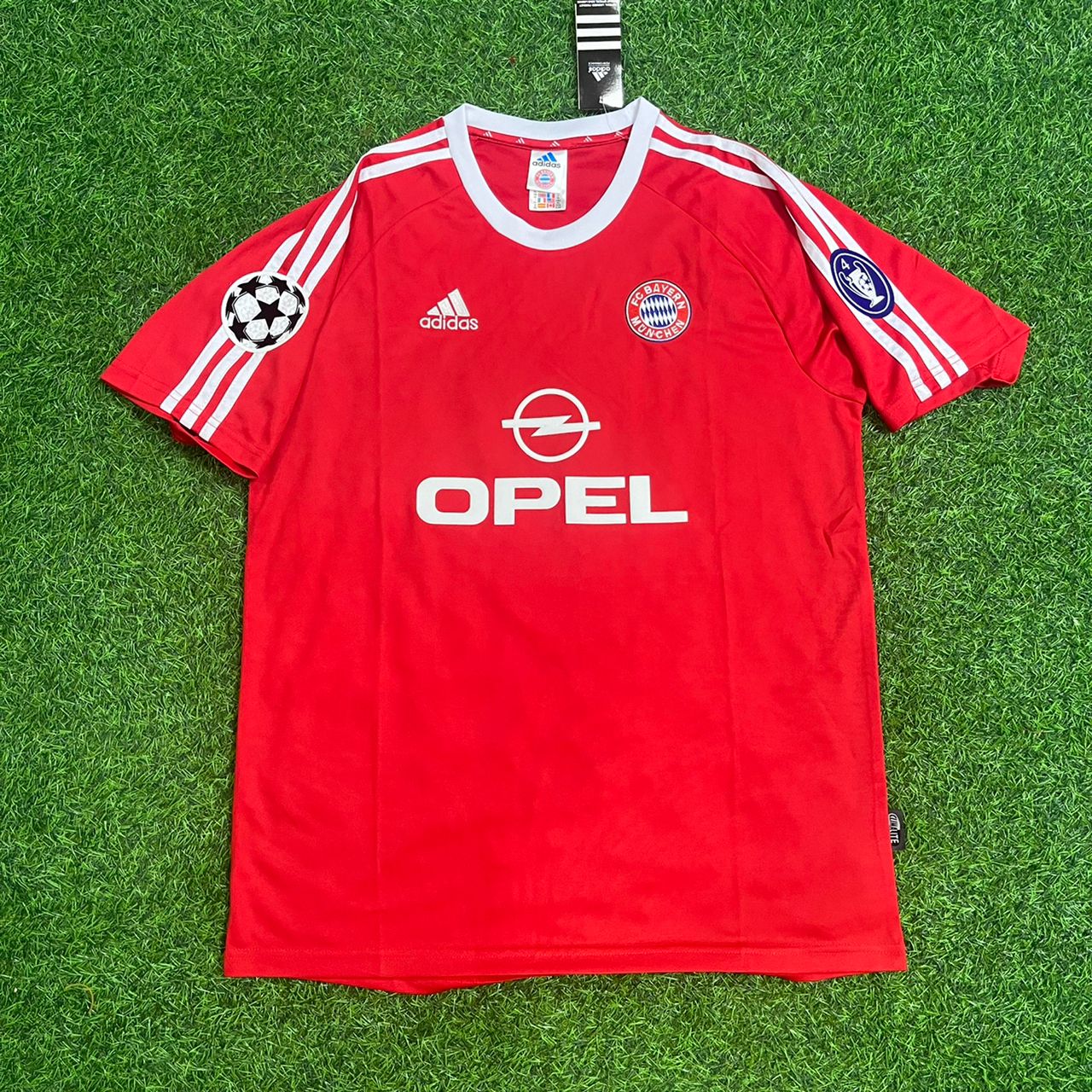 Giovane Élber 9- FC Bayern Munich 2000-2001 Retro Jersey | Kit | Trikot Soccer Shirt