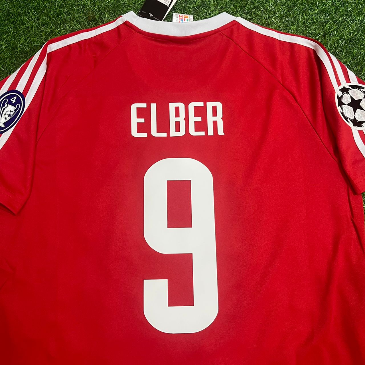 Giovane Élber 9- FC Bayern Munich 2000-2001 Retro Jersey | Kit | Trikot Soccer Shirt