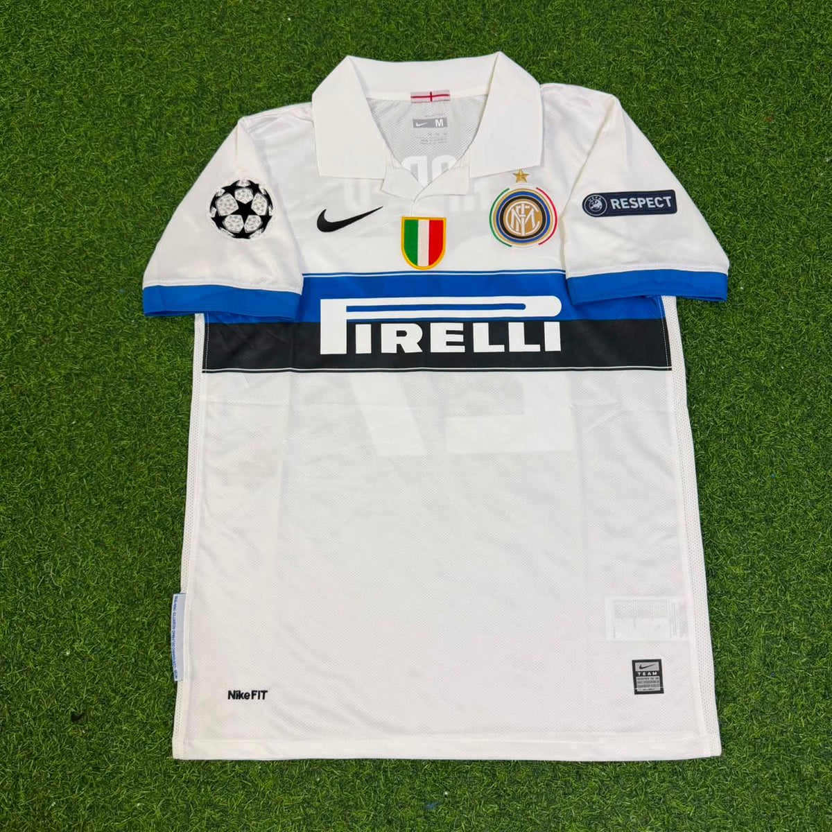 Goran Pandev Inter 2009/2010 White Retro Football Jersey