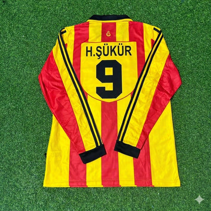Galatasaray 1999/00 Long Sleeve Retro Football Jersey – Hakan Sukur