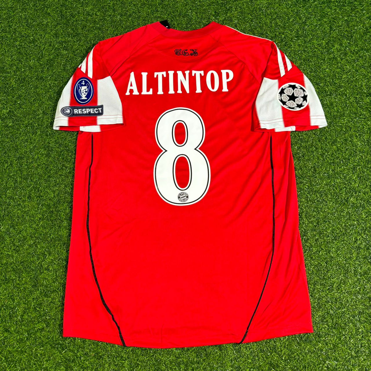 Hamit Altintop Bayern Munich 2010/11 Home Jersey Trikot
