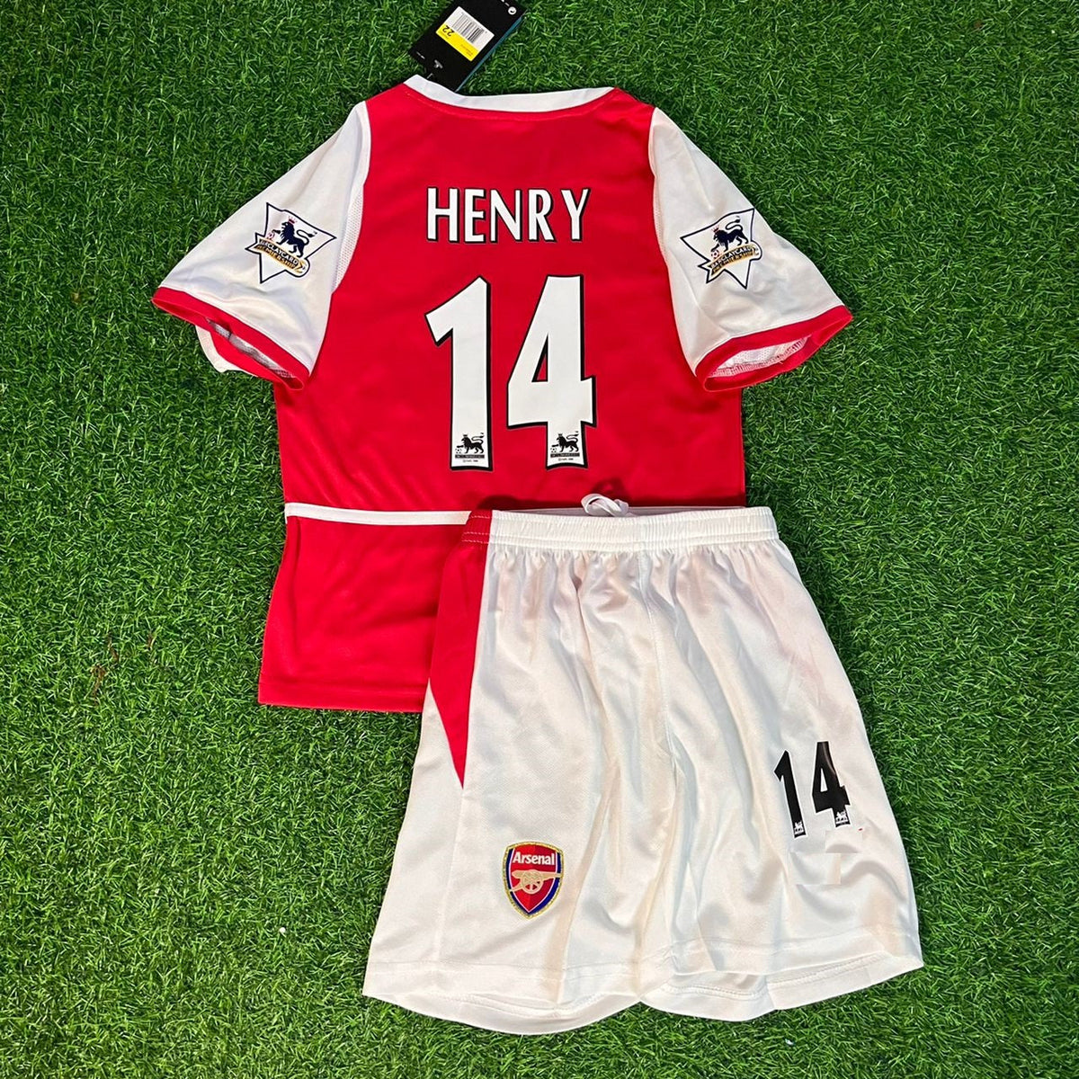 Thierry Henry Arsenal 2002/04 Maillot Domicile Enfant – Kit Maillot pour Enfants – | KinderTrikot | Maillot Enfant de Football