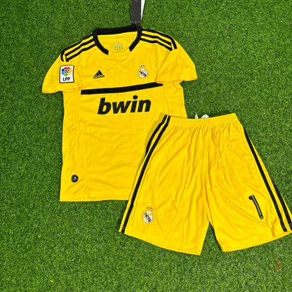 Iker Casillas Real 2011/2012 Yellow Goalkeeper Kids Retro Football Jersey