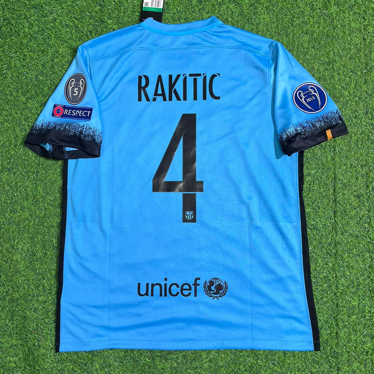 Ivan Rakitic Barcelona 2015/2016 Retro Fußballtrikot