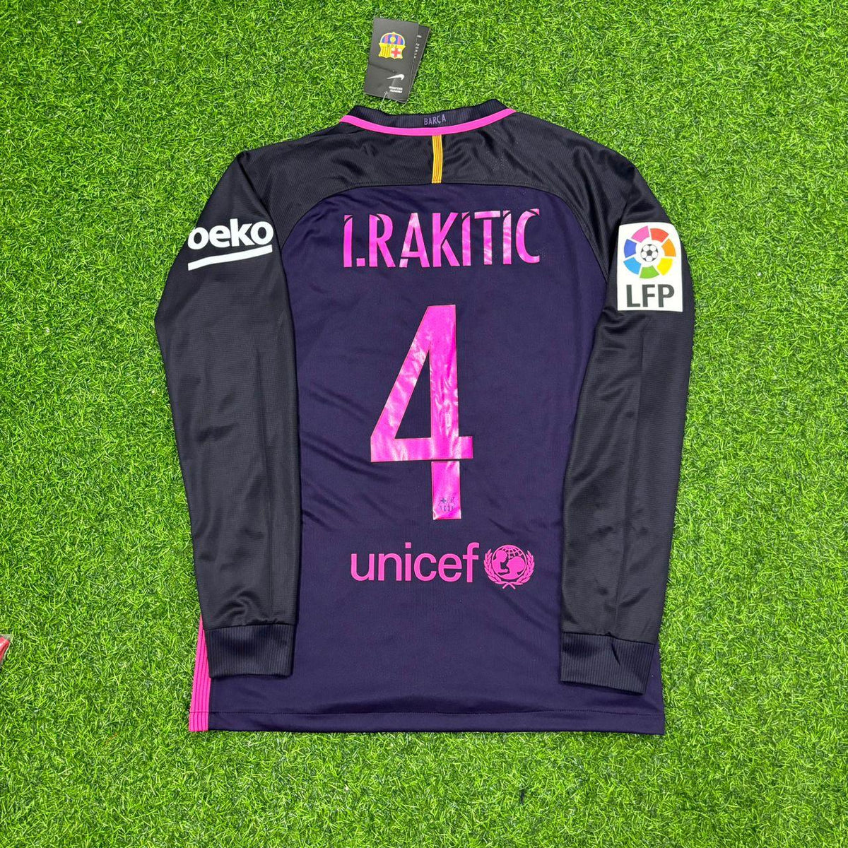 Maillot rétro rose à manches longues du FC Barcelone 14/15, imprimé Ivan Rakitić