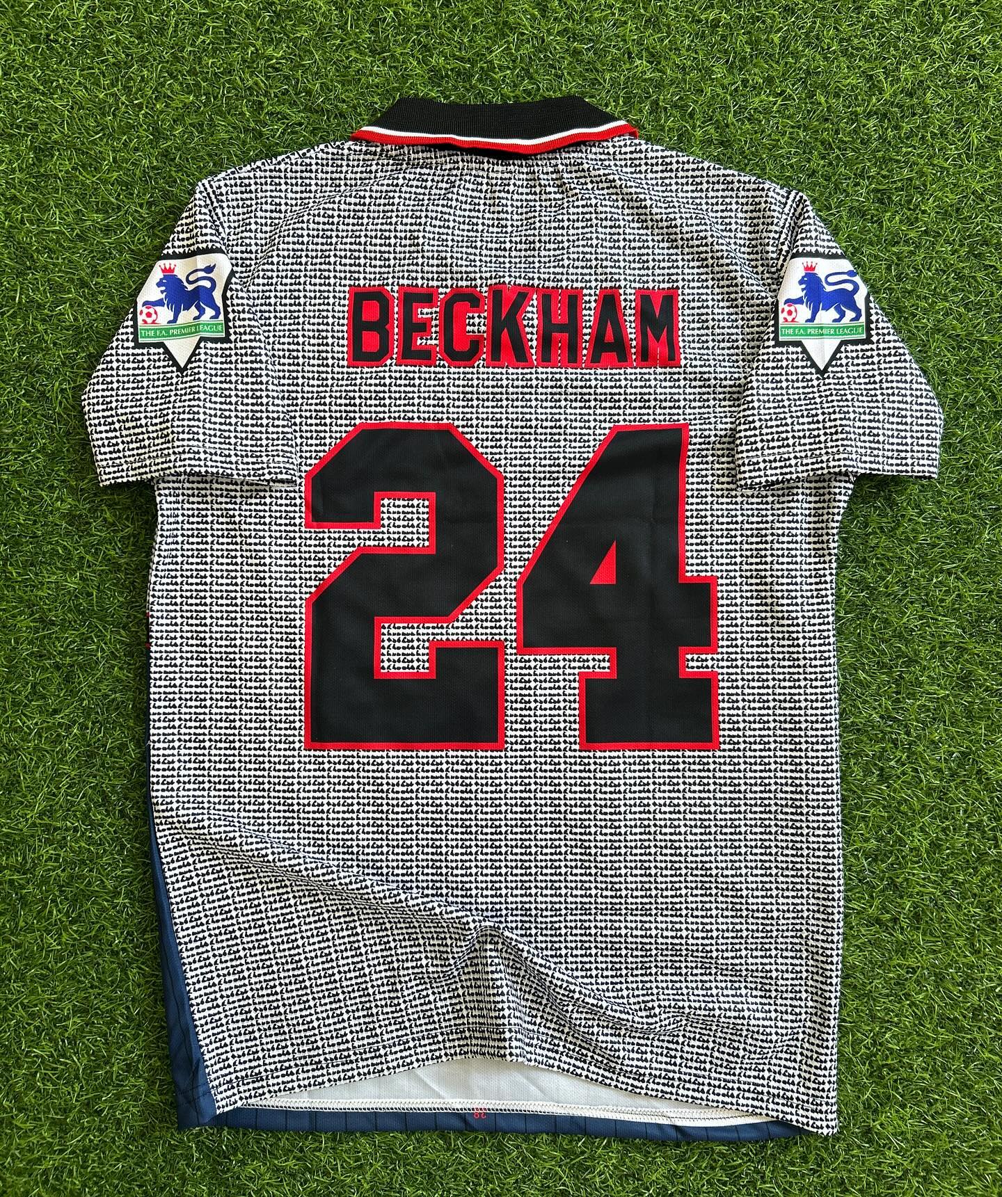 David Beckham Manchester United Retro Jersey