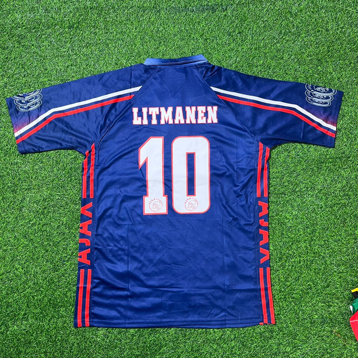 Jari Litmanen Ajax 1997–1998 Retro Football Jersey Kit
