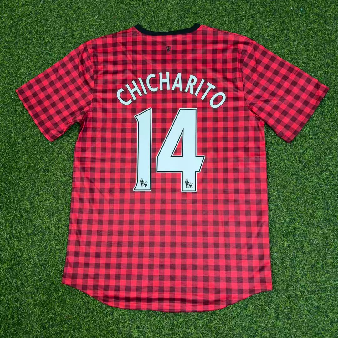Javier “Chicharito” Hernández Manchester United 2012-2013 Home Red Retro Football Jersey Kit